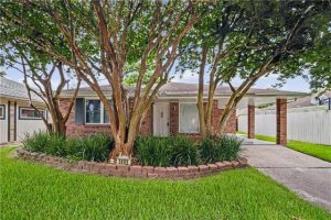 Wayne Songy Real Estate NW-300x200 Home  